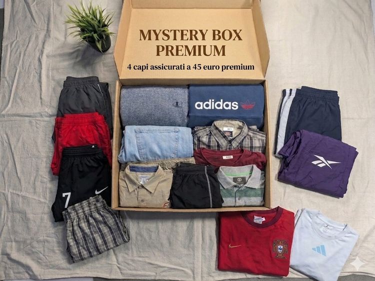 Mystery Box Premium Men Clothing 4 Items (Nike, Adidas, Vintage)